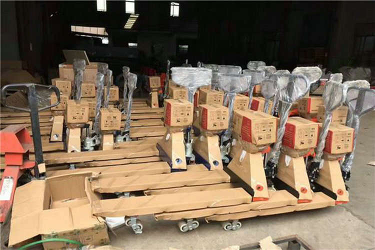 長(zhǎng)沙2噸電子叉車(chē)秤空位安裝示意圖